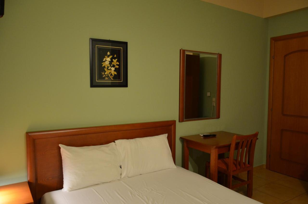 Guesthouse Lithos Kalambaka Exterior photo